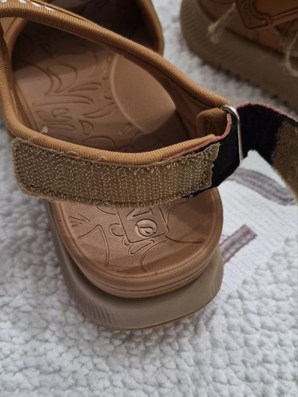 ONCAI Tan Orthotic Walking, Hiking Sandals Size 7 Vegan